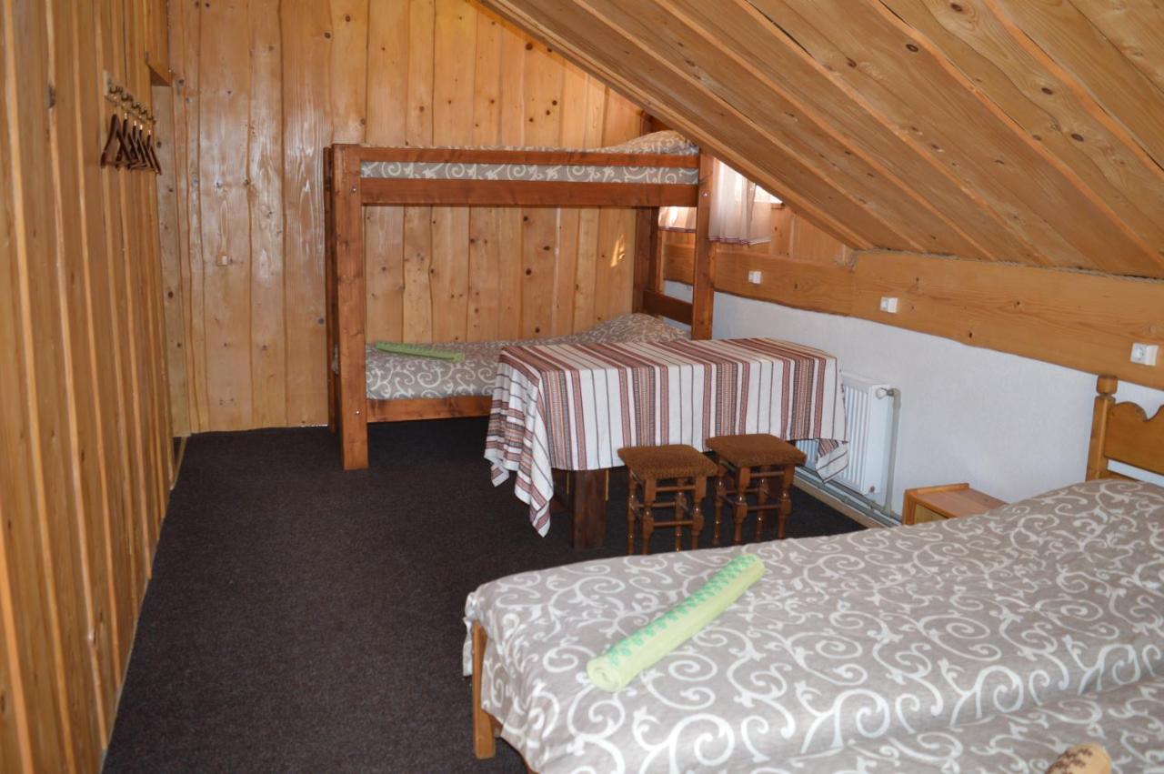 Guest House Mansarda ياريمتشي المظهر الخارجي الصورة