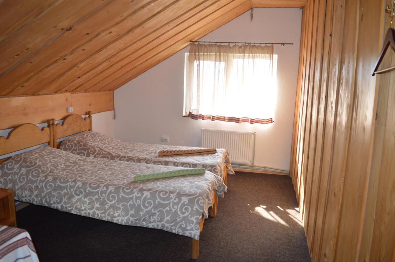 Guest House Mansarda ياريمتشي المظهر الخارجي الصورة